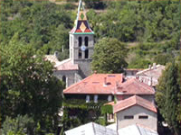 Le clocher de l'église de Vesseaux